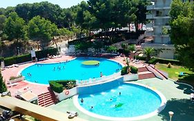 Apartsalou Lea